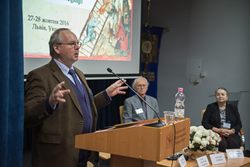 УКУ: триває конференція про специфіку інкультурації Святого Письма Київською християнською традицією